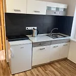 Smudla 公寓 兹诺伊莫